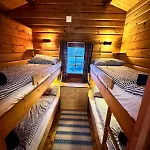 Aurora Tromvik Casa de Férias