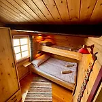 Aurora Tromvik Prázdninový dům