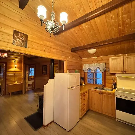 Aurora Tromvik * Tromsø